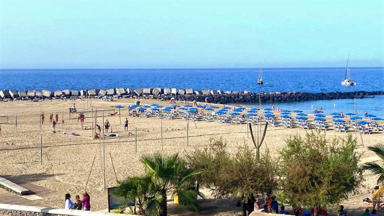 Beach And Pool In Playa De Las Americas Leilighet Eksteriør bilde